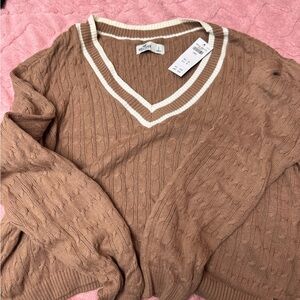 hollister sweater